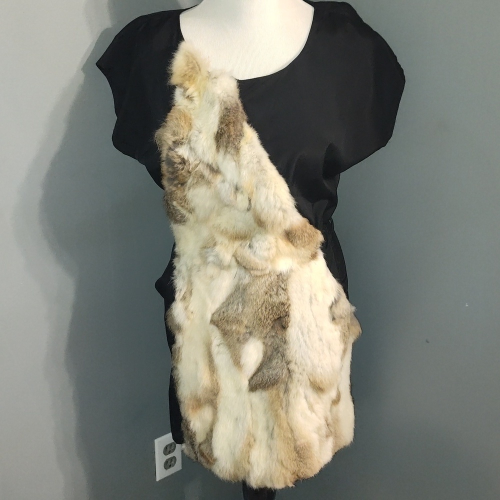 Boundary & Co black dress with rabbit fur size extra small with pockets no belt